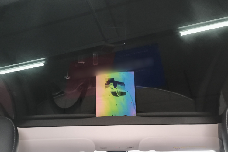 特斯拉 Model Y 2022款 Performance高性能全轮驱动版中控内饰22