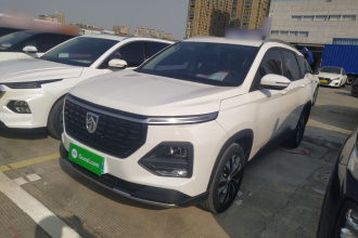 宝骏530 2021款 全球车周年纪念版 1.5T CVT豪华型 7座