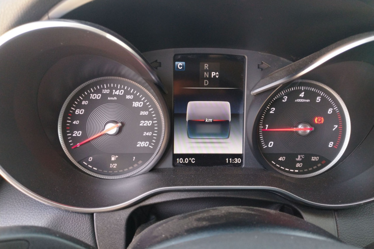 奔驰C级(进口) 2018款 C 200 旅行轿车局部细节14