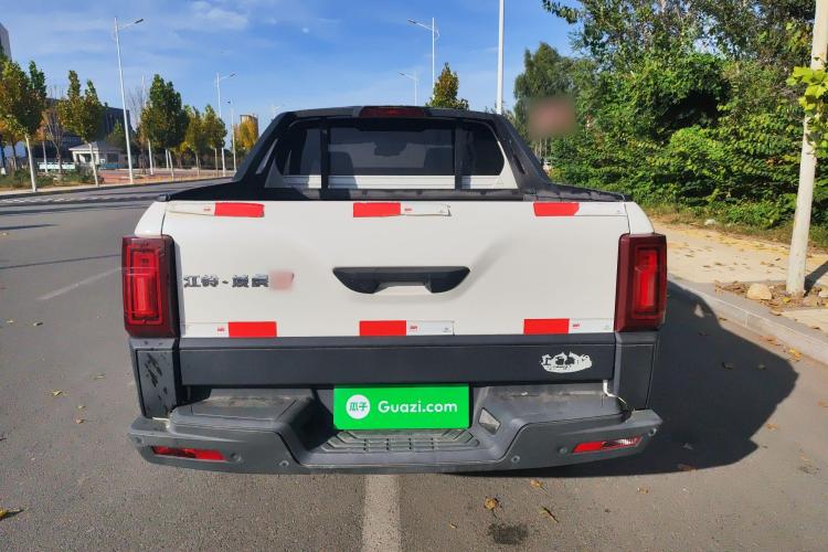 江铃 域虎9 2019款 2.0T自动汽油两驱舒享型车身外观6004