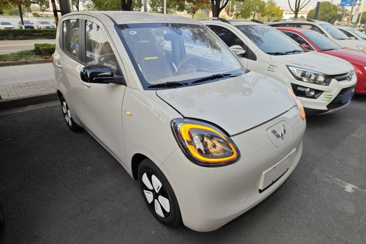 五菱汽车 宏光MINIEV 2025款 四门版 进阶款车身外观3