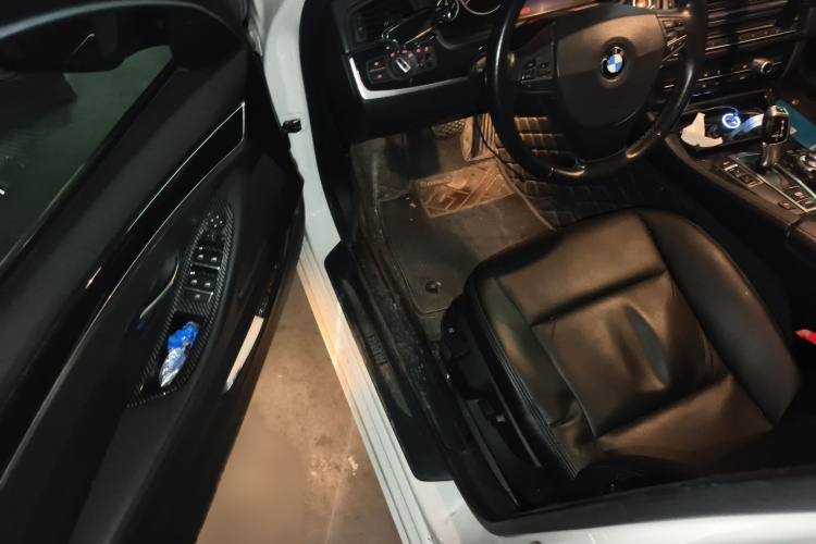 宝马5系 2013款 520Li 典雅型中控内饰7003