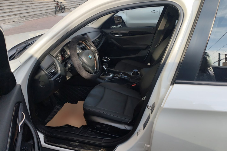 宝马X1 2015款 sDrive18i 领先晋级版中控内饰19