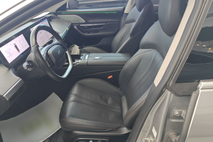 小鹏P7 2022款 480E中控内饰19