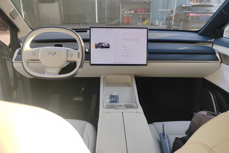 乐道L60 2024款 60kWh 后驱版中控内饰12