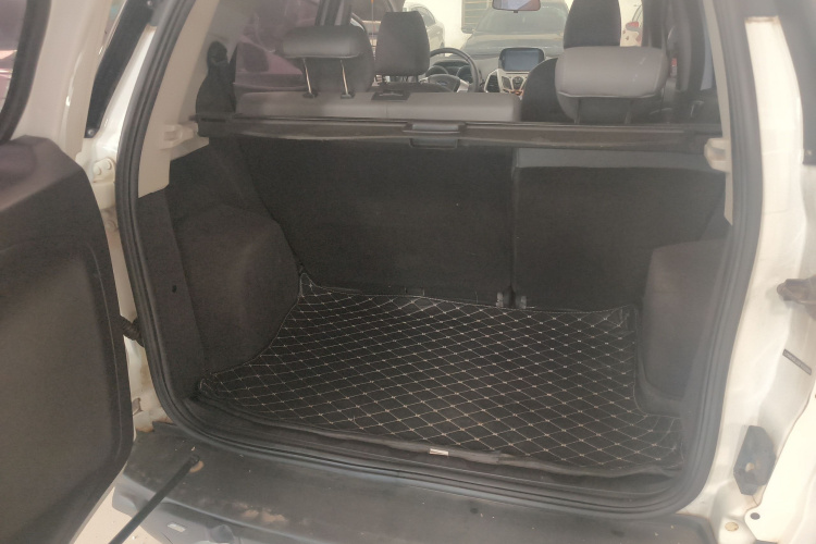 福特 翼搏 2013款 1.5L 自动尊贵型局部细节23