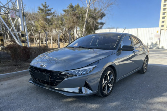 现代 伊兰特 2021款 1.5L CVT LUX尊贵版