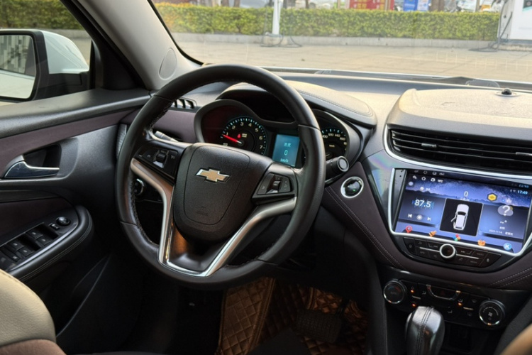 雪佛兰 迈锐宝 2017款 1.5T 自动豪华版中控内饰7009