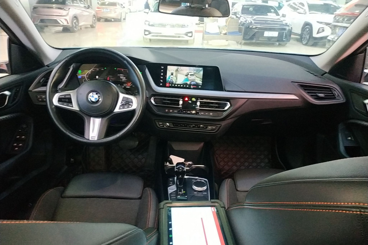宝马2系(进口) 2021款 225i 四门轿跑车 M运动套装中控内饰12