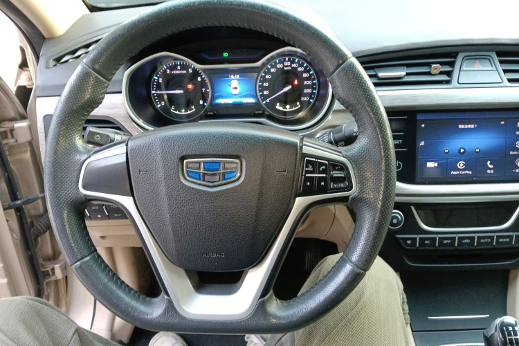 吉利汽车 帝豪 2017款 三厢百万款 1.5L 手动豪华型局部细节13