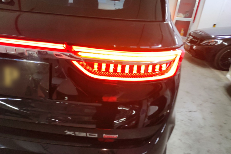 捷途X90 PRO 2024款 2.0T DCT豪华版 7座车身外观6001