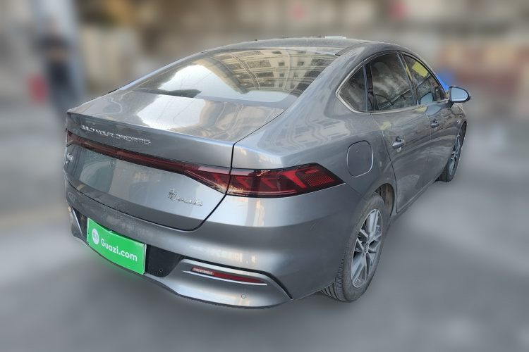 比亚迪 秦PLUS 2021款 EV 500KM 尊贵型车身外观7