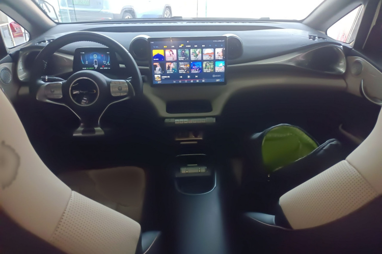 比亚迪 海豚 2023款 420km 时尚版中控内饰7002