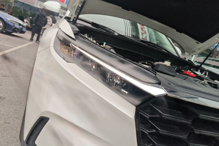 本田CR-V 2023款 240TURBO 两驱臻享版 7座车身外观6006