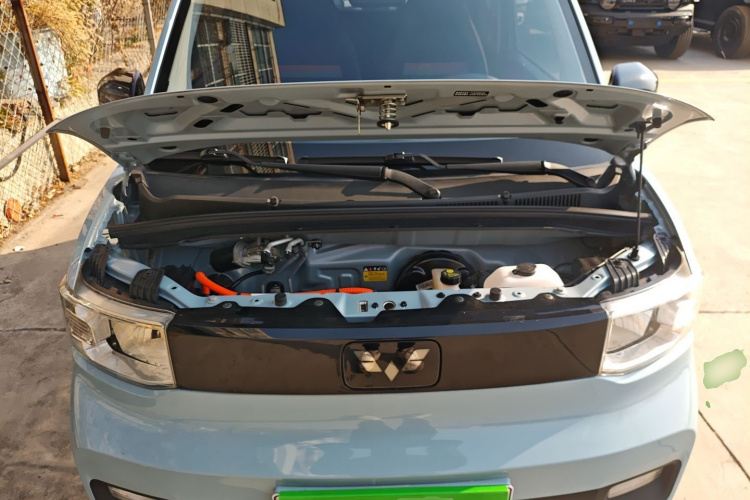 五菱汽车 宏光MINIEV 2022款 自在款 磷酸铁锂机舱底盘24