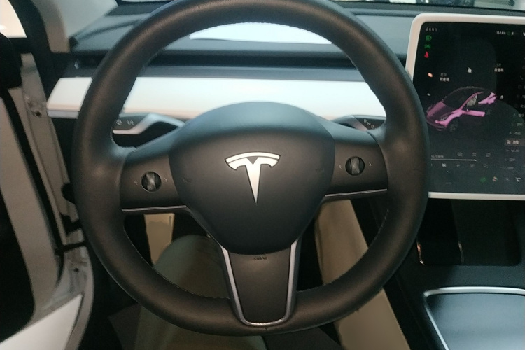 特斯拉 Model Y 2022款 改款 长续航全轮驱动版局部细节13