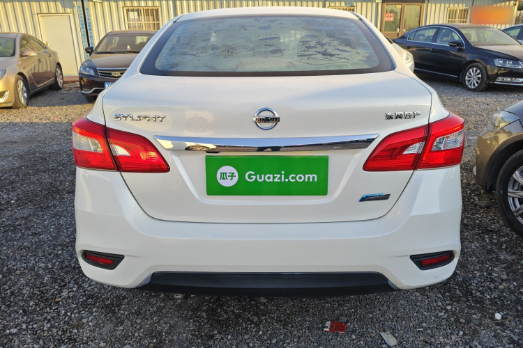 日产 轩逸 2019款 1.6XV CVT智联尊享版 国VI车身外观6