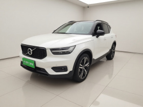 沃尔沃XC40 2020款 T4 四驱智远运动版