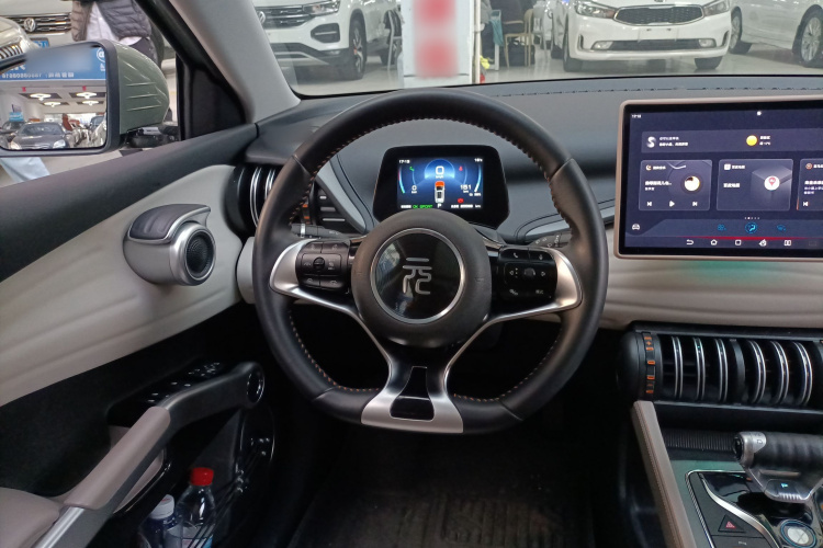 比亚迪 元PLUS 2023款 冠军版 510KM 超越型局部细节13