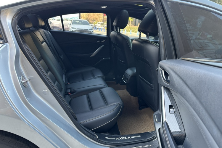 马自达 阿特兹 2018款 2.5L 蓝天尊崇版 国V中控内饰7008