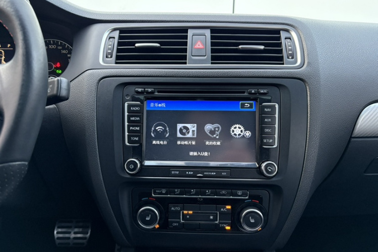 大众 速腾 2013款 2.0TSI GLI中控内饰7005
