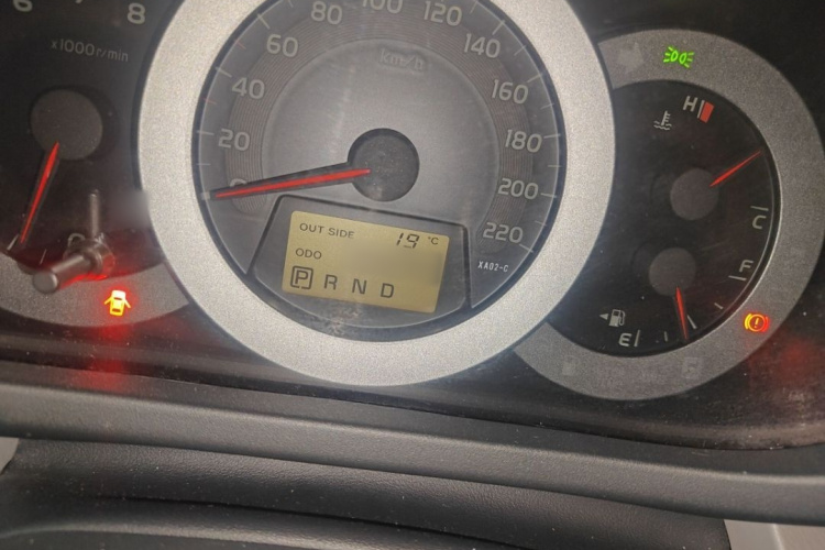 丰田 RAV4荣放 2011款 2.4L 自动四驱至臻版局部细节14