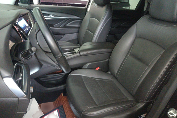 别克 昂科旗 2020款 28T 四驱尊贵型局部细节19