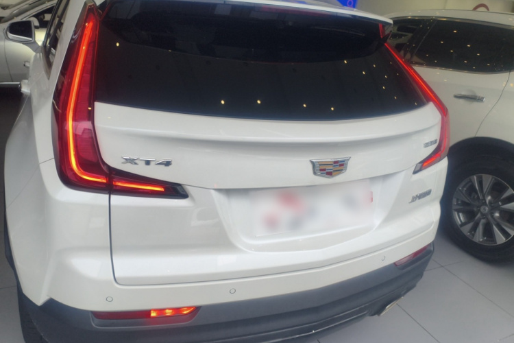 凯迪拉克XT4 2020款 改款 28T 两驱技术型车身外观6