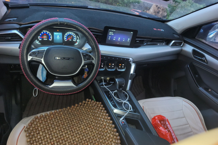 北京汽车 北京X3 2019款 1.5T CVT荣耀版中控内饰12