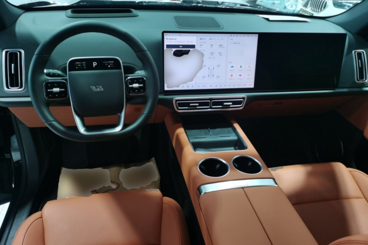 理想汽车 理想L6 2025款 Pro 智能焕新版中控内饰7002
