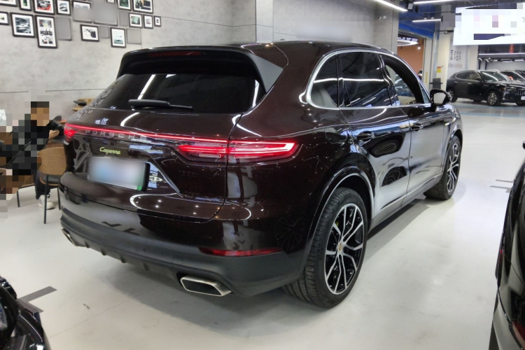 保时捷 Cayenne新能源 2022款 Cayenne E-Hybrid 2.0T 铂金版车身外观6004