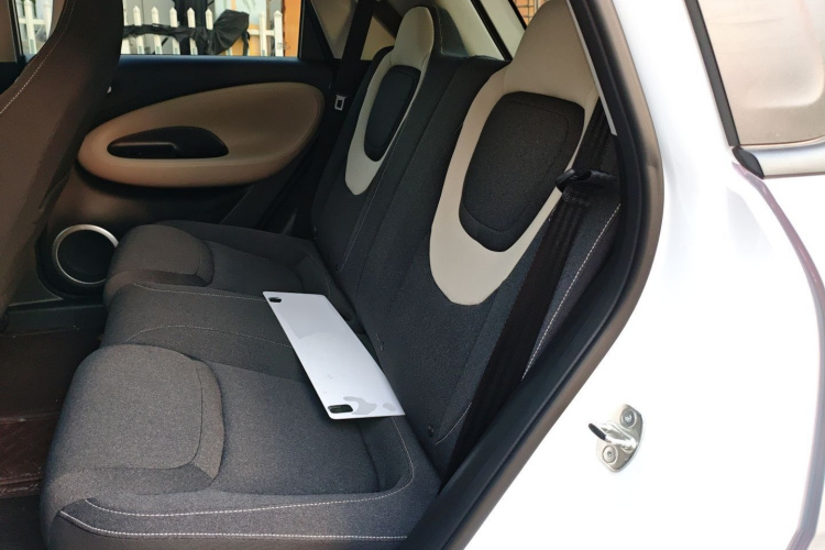 五菱汽车 五菱缤果 2024款 203km 轻享款中控内饰21