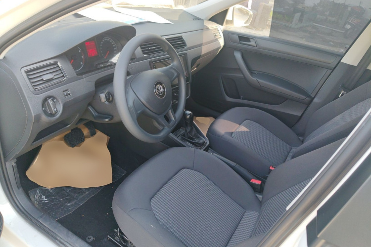 大众 桑塔纳 2021款 1.5L 自动风尚版局部细节19