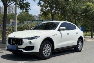 玛莎拉蒂 Levante 2018款 3.0T 经典版