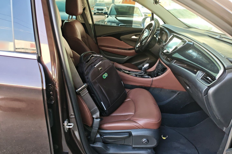 别克 昂科威 2021款 532T 两驱精英型局部细节41