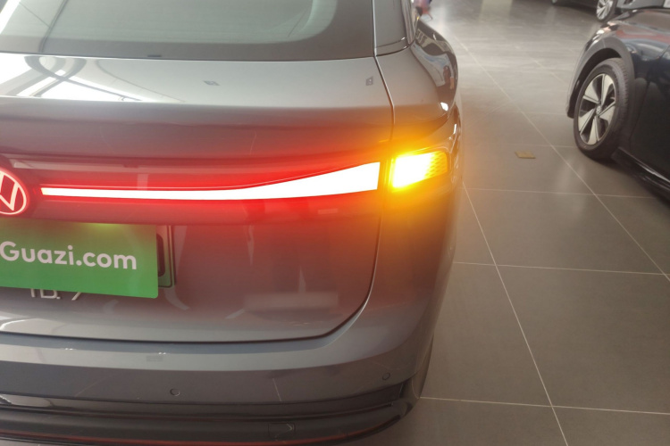 大众ID.7 VIZZION 2024款 AIR车身外观9