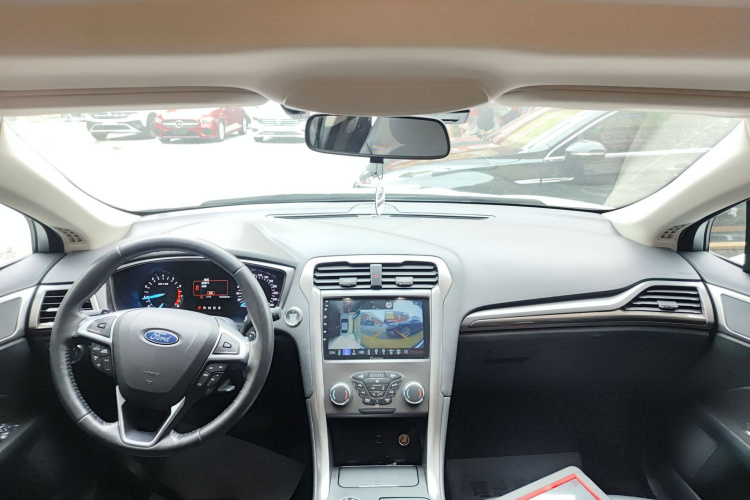 福特 蒙迪欧 2018款 EcoBoost 200 智控时尚型 国VI中控内饰12