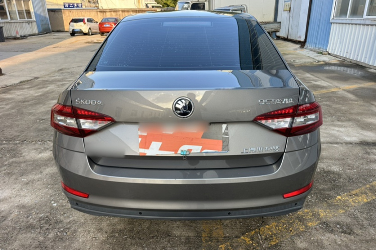 斯柯达 明锐 2018款 TSI230 DSG舒适版车身外观6004