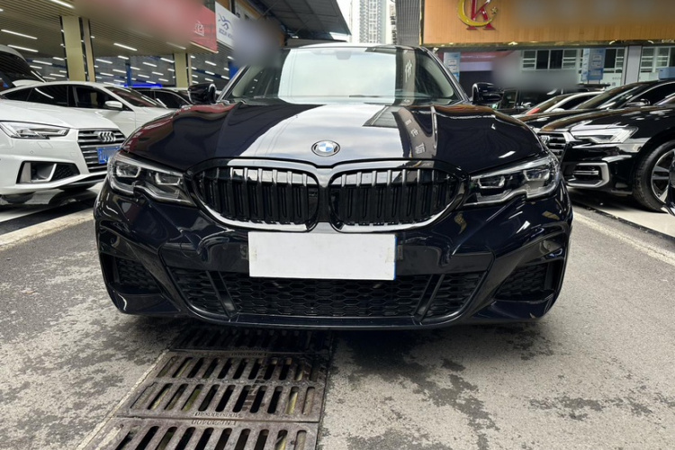 宝马3系 2020款 320Li M运动套装车身外观6003