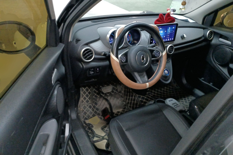 欧拉黑猫 2021款 351km 标准型中控内饰20