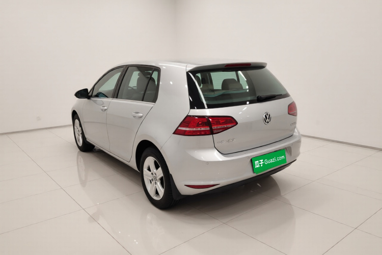 大众 高尔夫 2014款 1.6L 自动舒适型车身外观5