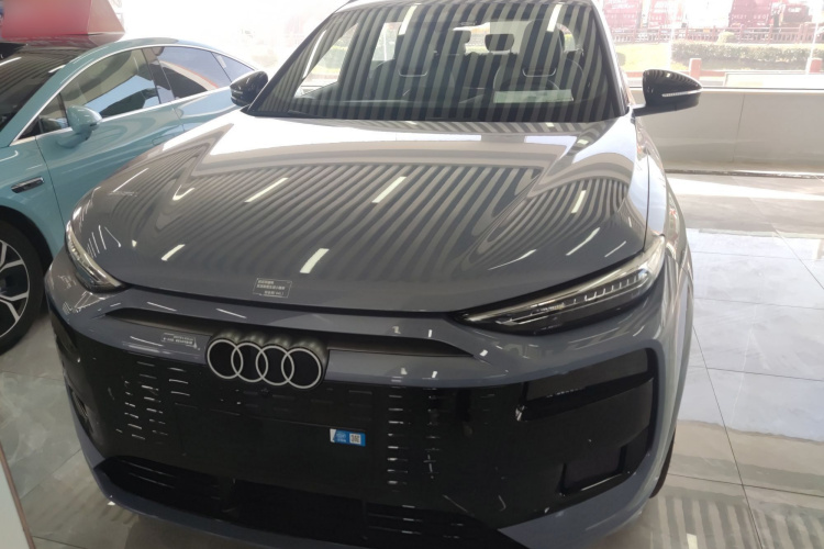 奥迪Q6L e-tron 2026款 首发领航版车身外观6008