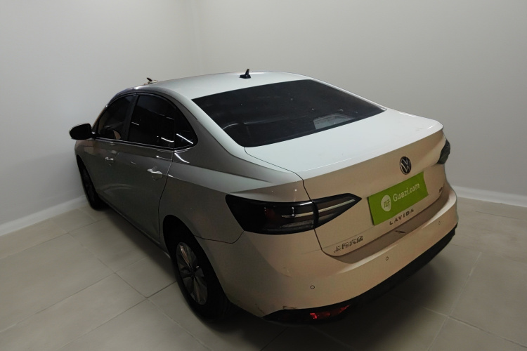 大众 朗逸 2023款 新锐 1.5L 自动新逸版车身外观5