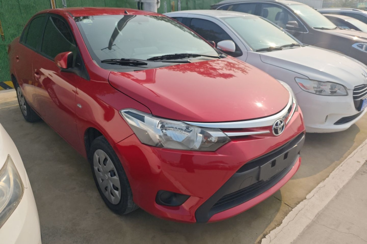 丰田 威驰 2014款 1.5L 自动智臻版车身外观3