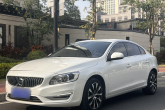 沃尔沃S60 2019款 S60L T3 智进版