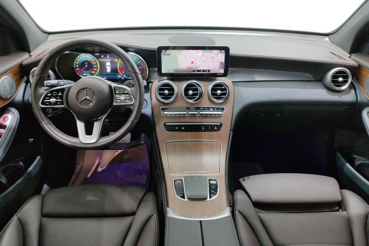 奔驰GLC 2020款 GLC 300 L 4MATIC 豪华型中控内饰12