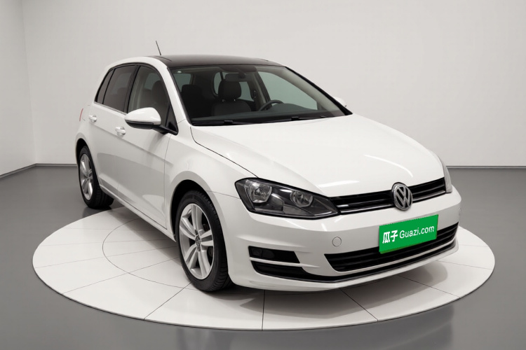 大众 高尔夫 2015款 1.6L 自动舒适型车身外观3