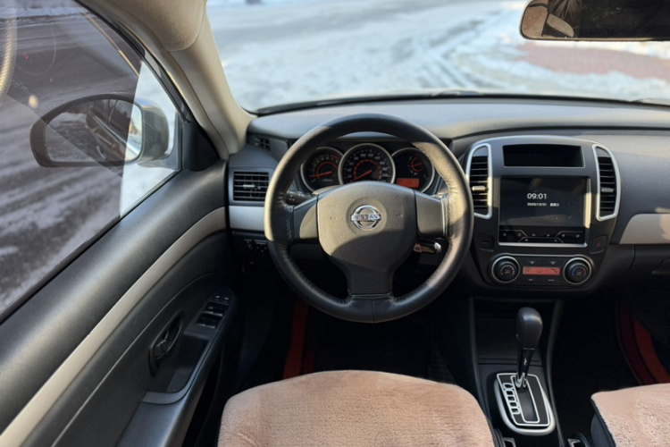 日产 轩逸 2019款 经典 1.6XE+ CVT智联领先版局部细节9010