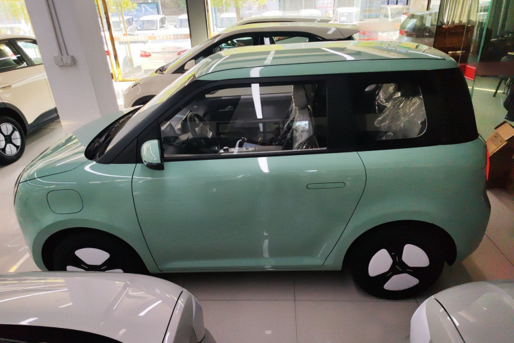 长安启源 长安Lumin 2025款 205km 香沁款车身外观4