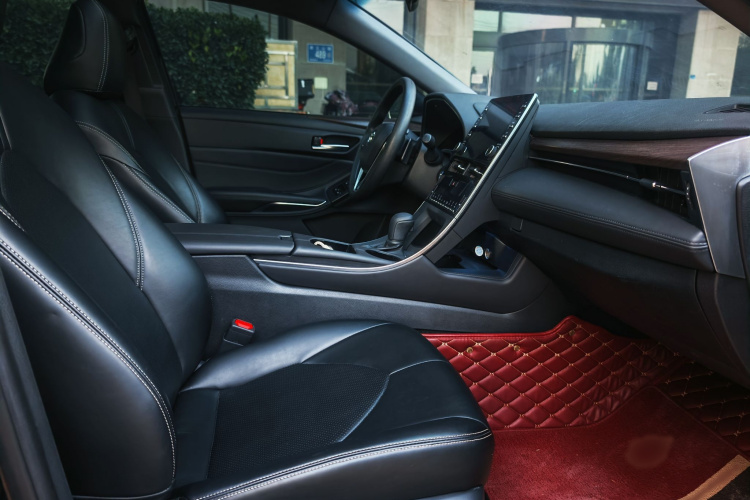 丰田 亚洲龙 2019款 2.5L 进取版 国VI局部细节41